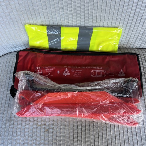 Emergency breakdown car - breakdown, kit